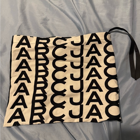 Authentic Marc Jacob’s purse - Picture 8 of 8